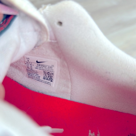 Woman Nike Air Force 1 Shadow 'White Solar Red' DB3902-100 - Picture 5 of 6